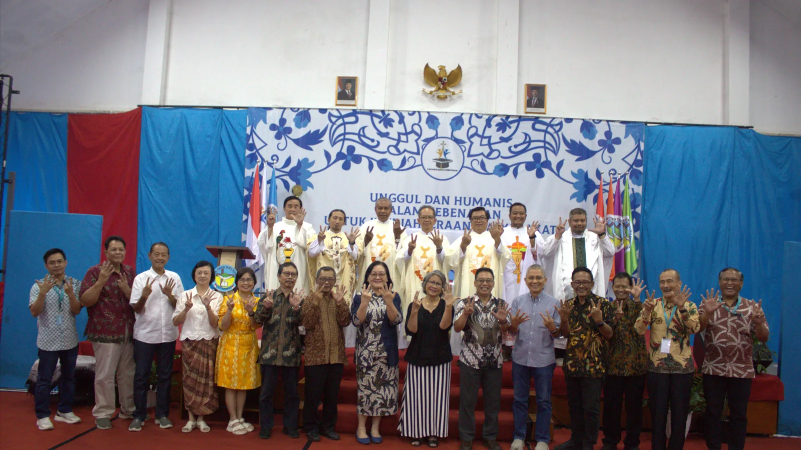 Pesta Perak Yayasan Karya Perutusan, Tegaskan Langkah STIKOM Yos Sudarso Menuju Universitas Katolik